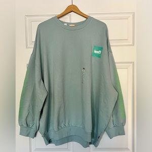 Levi’s Long Sleeve Shirt.  Size XL. NWT.